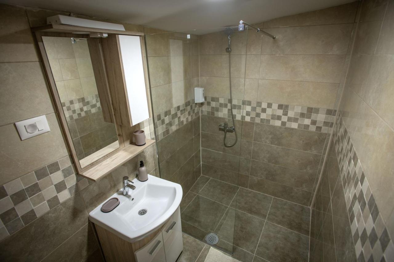 Apartmani Sp Jovanovic Crni Vrh Екстериор снимка